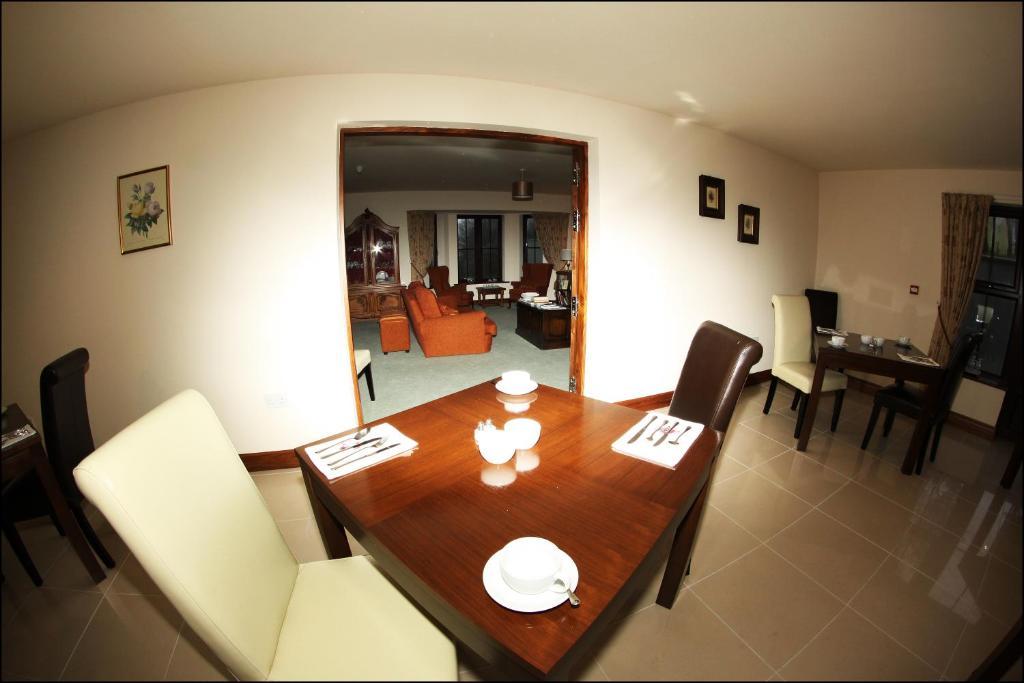 All The Twos Lodge Guest house 4*